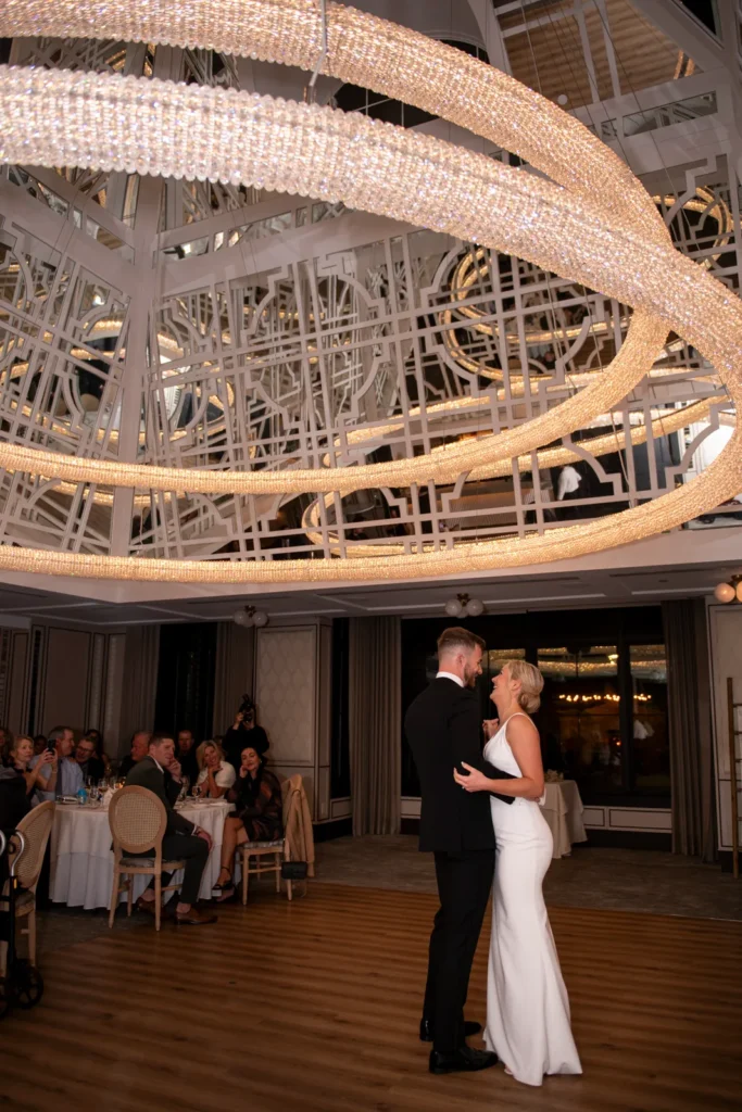 the wedding couple share an intimate first dance. Shot at Whistle Bear Golf Club by Pixelesque Photography - Hamilton Wedding Photographer.