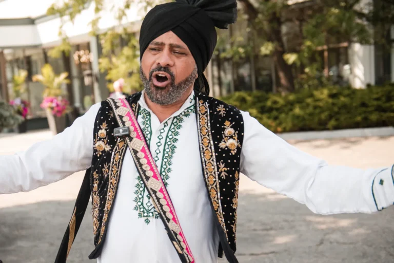 rishabh raveena brampton indian hindu wedding 138 - Indian Wedding Photographer Serving Brampton, Mississauga, Oakville & Beyond - Hamilton Wedding Photographer