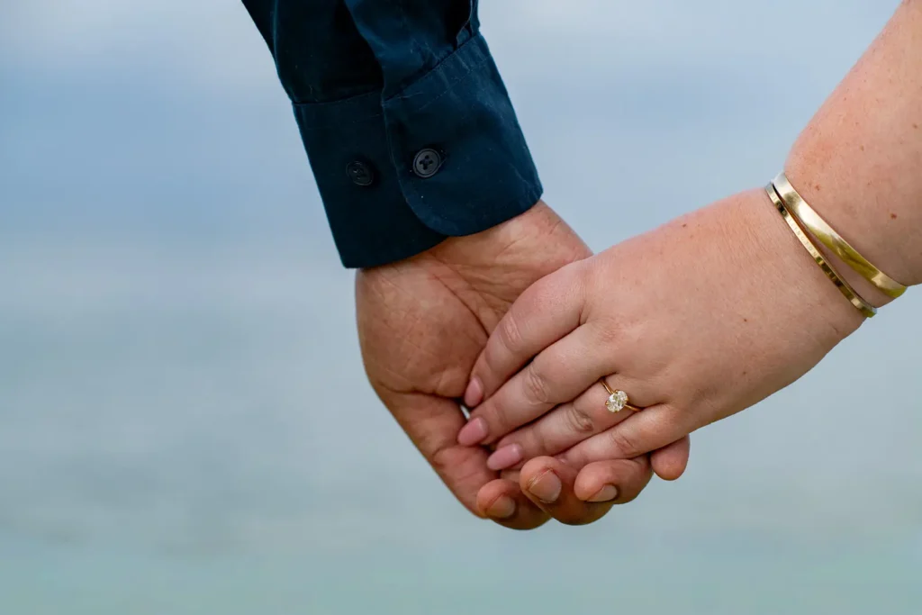 Romantic wine-tasting engagement photos at Konzelmann Estate in Niagara-on-the-Lake