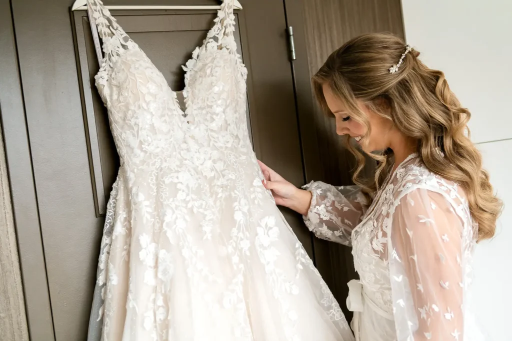 Bride with mom getting ready at Royal Sonesta Toronto Yorkville