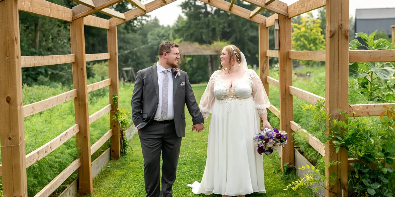 leah jonah fieldstone barn elora wedding 183 - Leah & Jonah's magical Fieldstone Barn Wedding in Elora - Hamilton Wedding Photographer