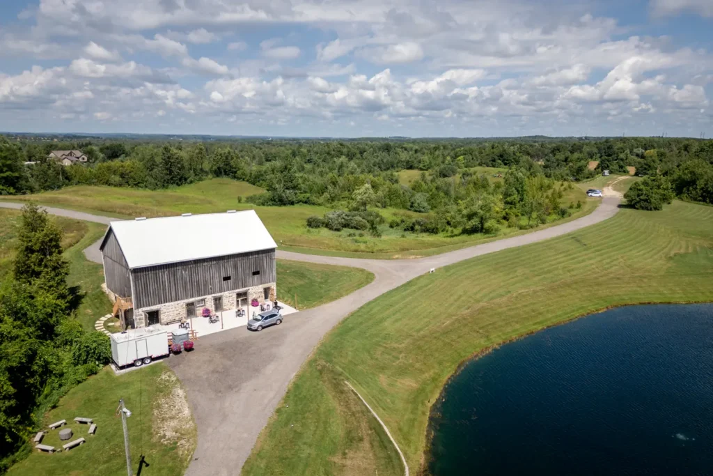 kate kyle hummingbird barn erin ontario wedding 15 - Kate & Kyle’s Romantic Hummingbird Barn Wedding in Erin, Ontario - Hamilton Wedding Photographer